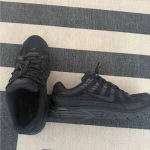 Nike P-6000 Size 11.5